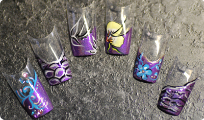 Paarse French met Nailart